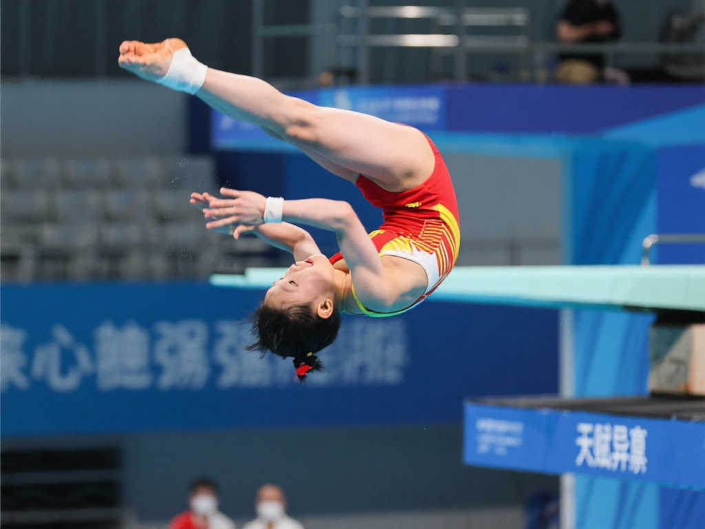 球引入了大 球引入了大